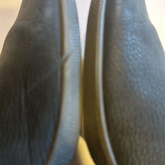 Ecco black soft suede pebbles sculptured with cone heel low cut zip up booties - Picture 7 of 12